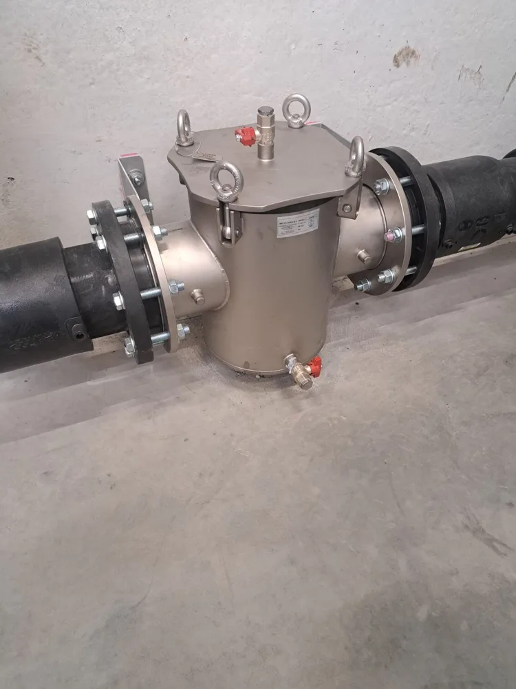 Stainless steel basket strainer on the surface water line